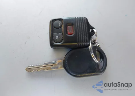 2006 Ford F-150 Xlt from USA, damaged, VIN 1FTRW12W16FB03804